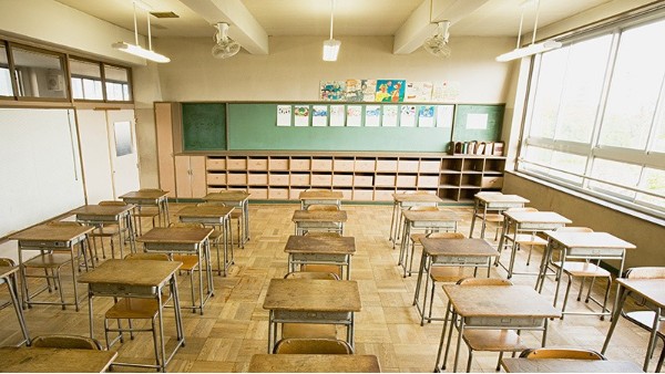 華輝打造教室優(yōu)質(zhì)照明光環(huán)境，呵護(hù)青少年視力健康