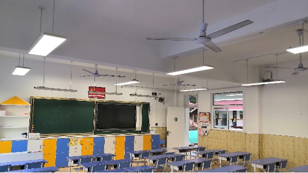 華輝智慧教室有啥魅力？來(lái)看看上海這些學(xué)校就知道了~